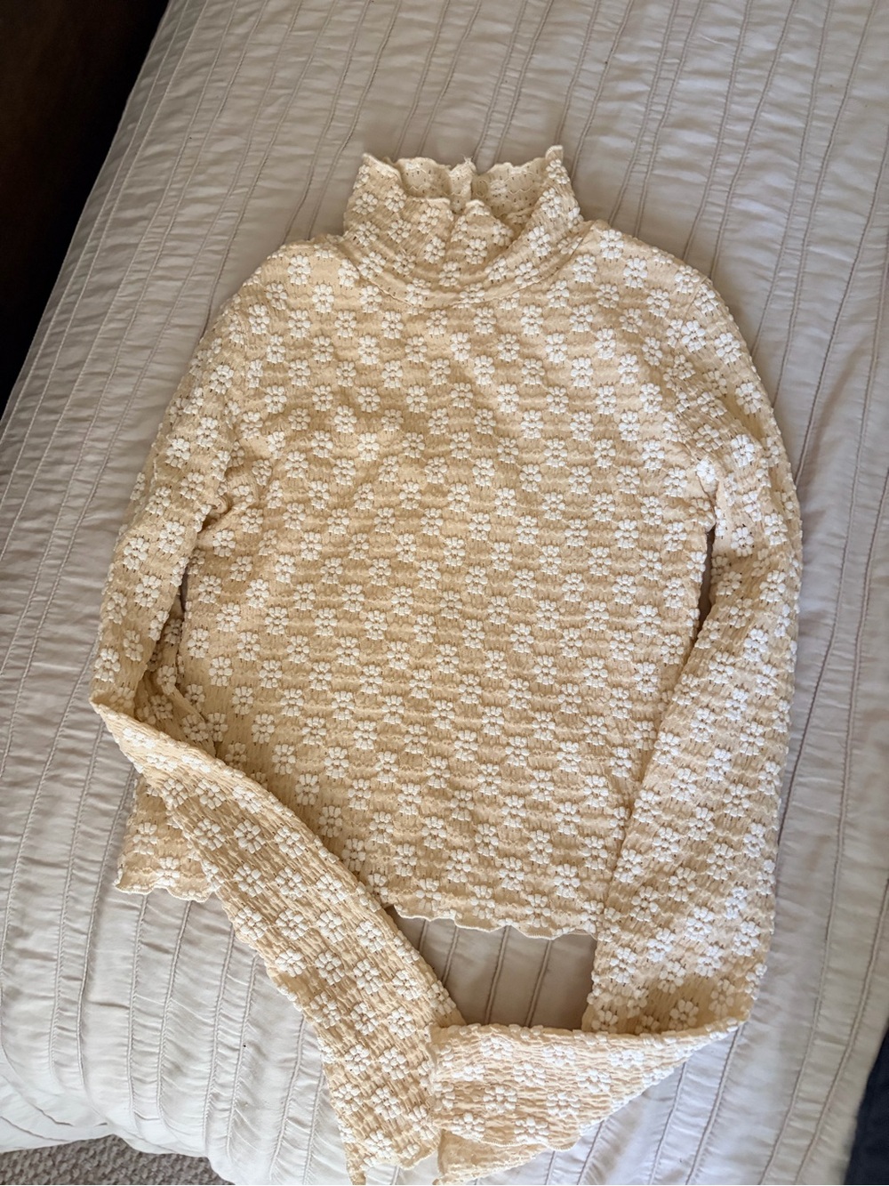 CJLA Floral mock neck